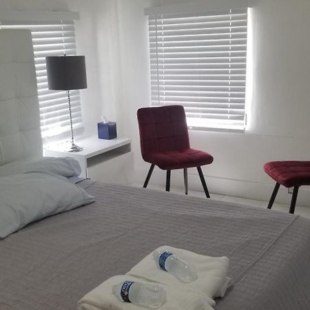 1161 Studio 1 Miami Tamiami Extérieur photo